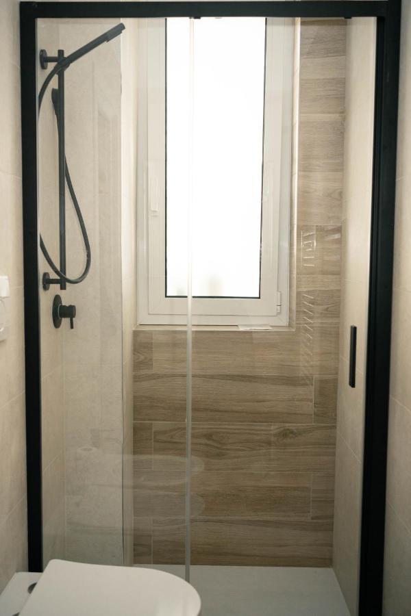 Black Marble - Design Apartment Bari Exteriör bild